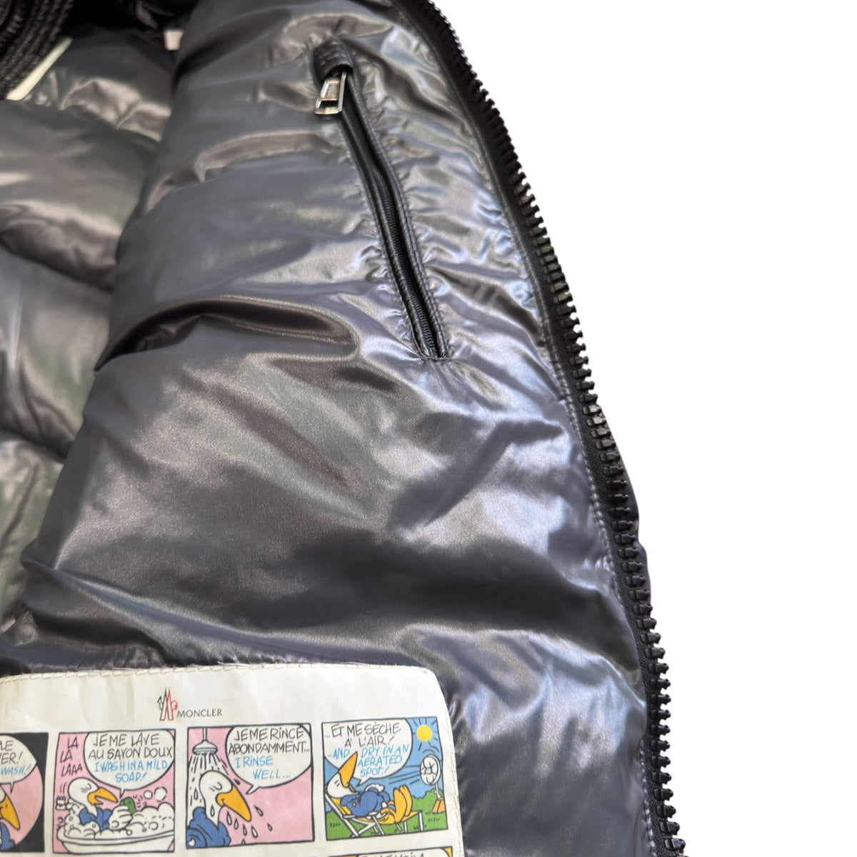 Moncler Maya size 4 Black